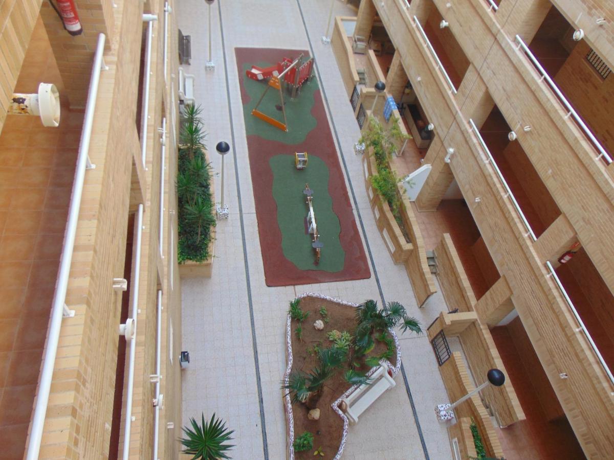 Apartamentos Varios Con 2 Dorm En Marina Dor , La Playa De Amplaries 47 , Vista Lateral Al Mar Oropesa del Mar Eksteriør bilde