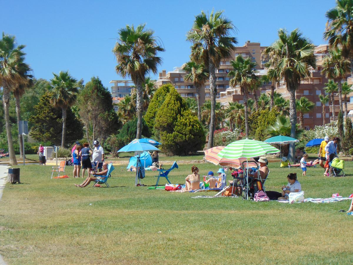 Apartamentos Varios Con 2 Dorm En Marina Dor , La Playa De Amplaries 47 , Vista Lateral Al Mar Oropesa del Mar Eksteriør bilde